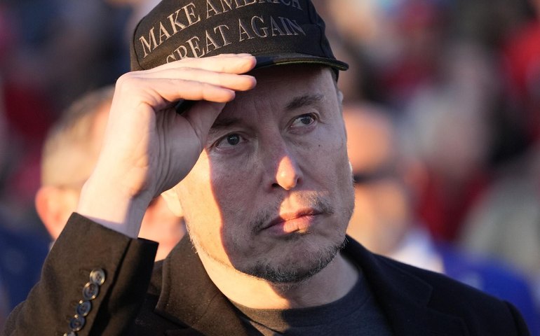 SpaceX de Musk se posiciona para garantir bilhões em novos contratos federais sob Trump, diz mídia