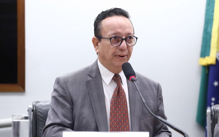 Uso de inteligência artificial na administração pública já traz benefícios, diz especialista