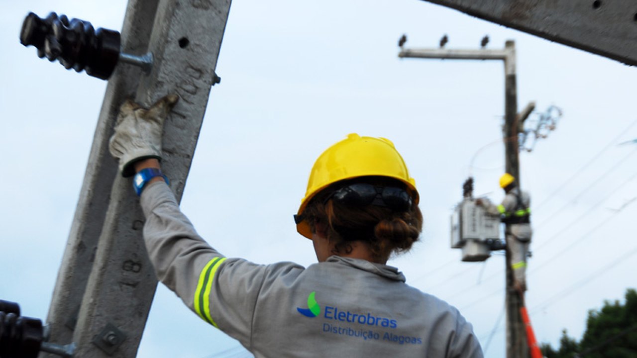 Equatorial diz que seguirá normas da ANEEL mas aconselha consumidor a não acumular dívidas das faturas