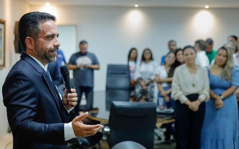 Paulo agradece a Deus e promete mais trabalho