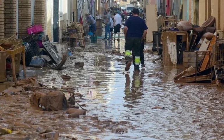Enchentes na Espanha: o que se sabe sobre a tempestade que matou mais de 200 pessoas