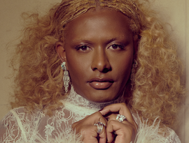 Liniker fará performance histórica na cerimônia principal do Latin GRAMMY 2025