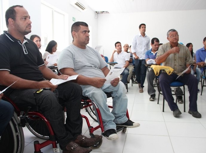Secretaria do Trabalho oferta mais de 200 vagas para pessoas com deficiência
