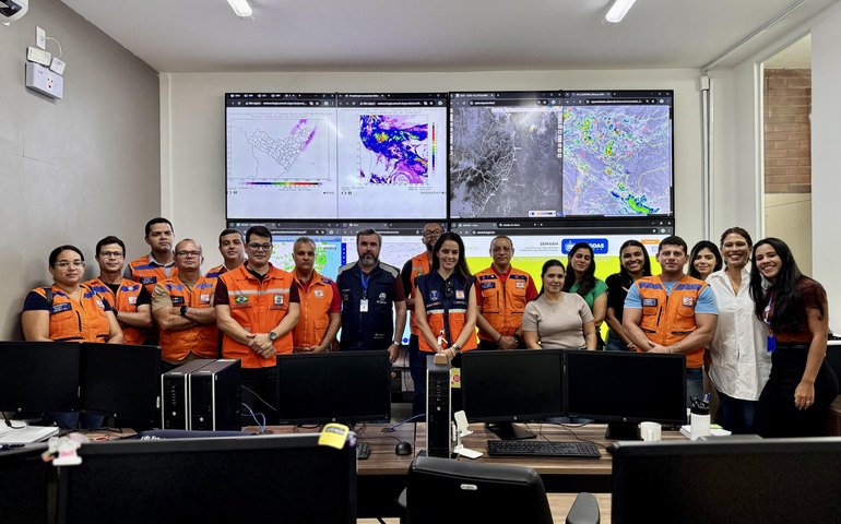 Semarh recebe visita de técnicos do Governo Federal para fortalecer sistema de alerta de desastres