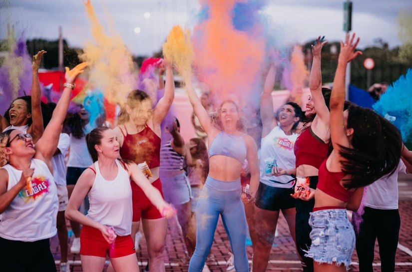 FitDance Colors vai levar música, dança e cores a Maceió no dia 28 de março