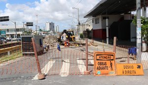 Trecho de avenida na Zona Sul de Aracaju está bloqueado para realização de obra da Deso / Foto: Foto: SMTT/Divulgação