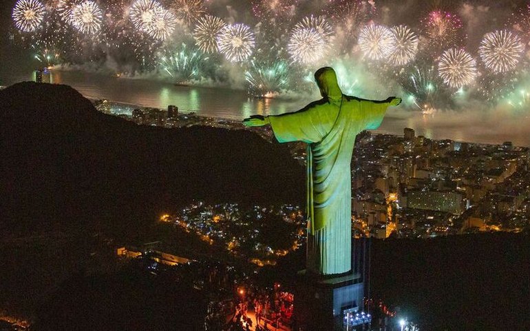 Réveillon na zona oeste do Rio terá dez pontos de queima de fogos