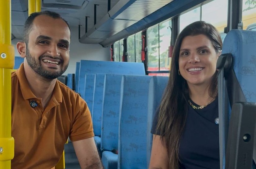 Novo Lino recebe dois novos ônibus escolares e prefeita Marcela Gomes reforça compromisso com a educação