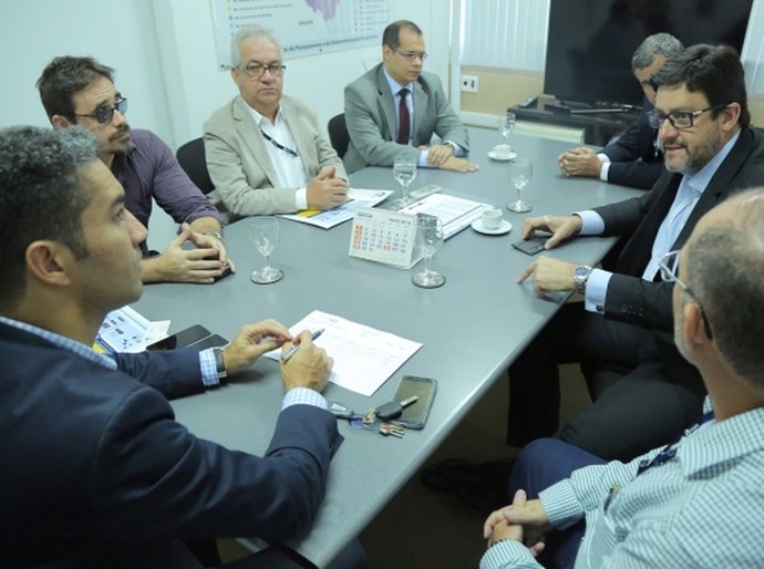 Regulamentação dos serviços de gás natural é discutida em Alagoas