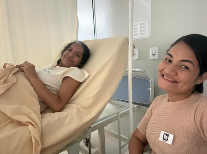 Gestante surda recebe acompanhamento em Libras durante pré-natal e parto em Alagoas