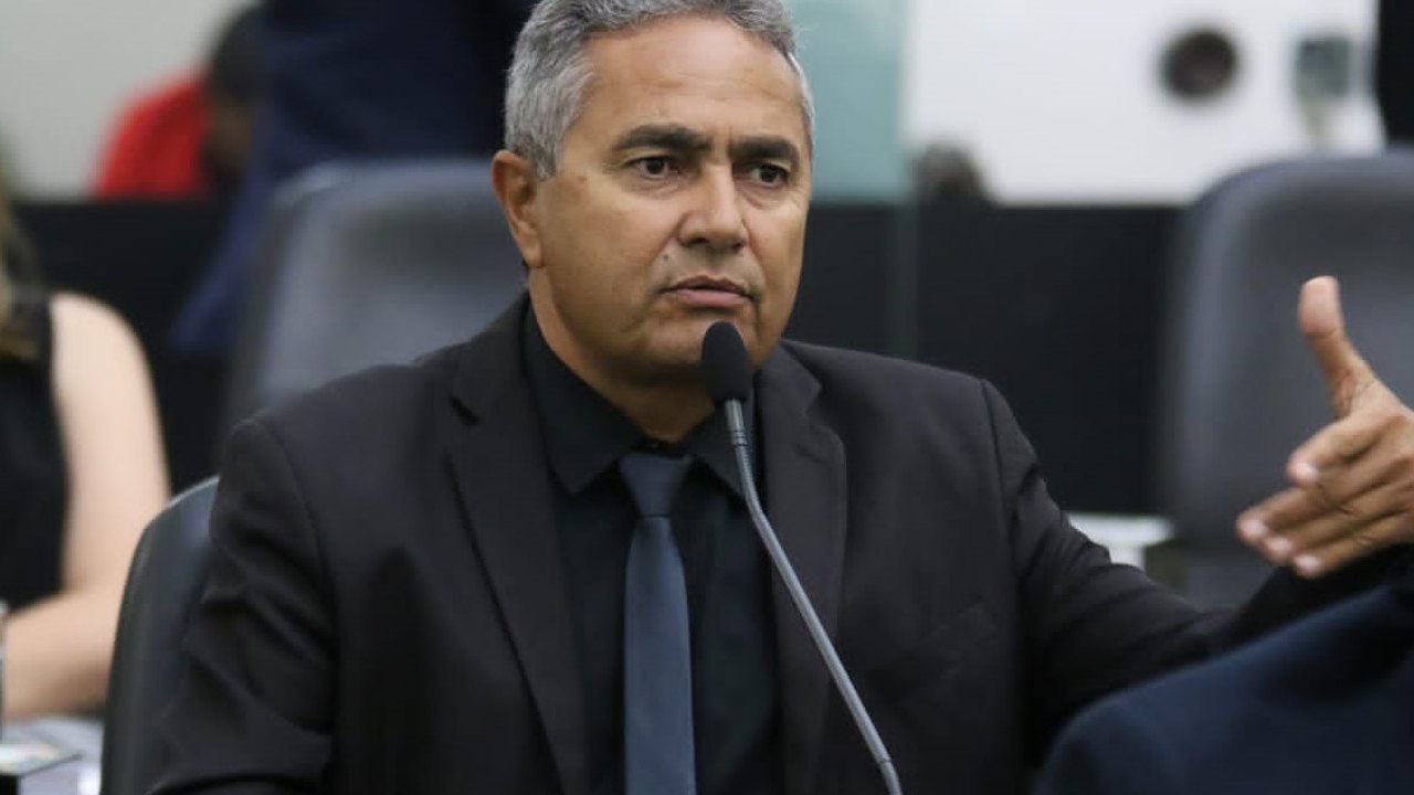 Francisco Tenório solicita recapeamento da rodovia que liga Atalaia a Quebrangulo