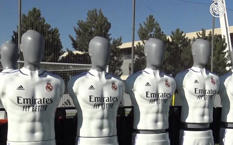 Real Madrid inova e usa barreira com ‘robôs’ para treinar cobranças de falta