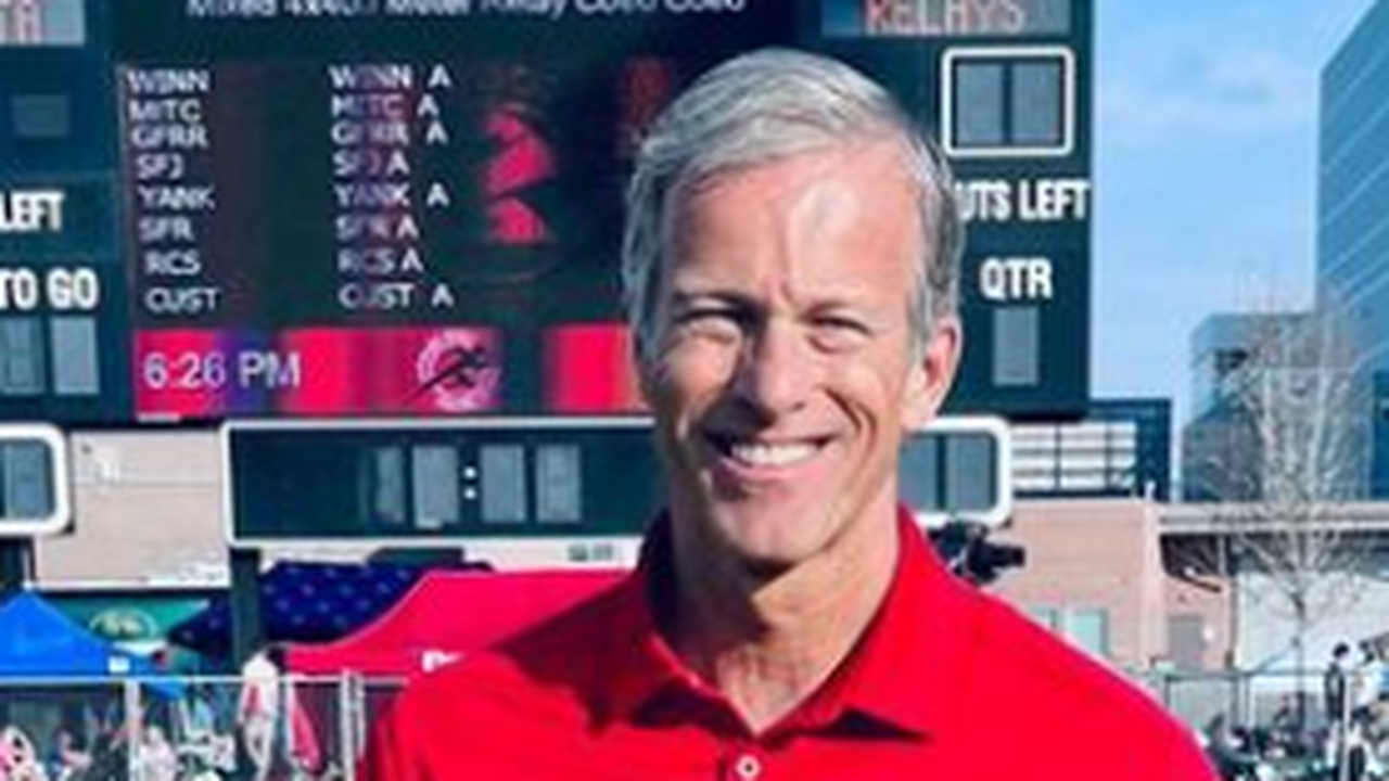 Republicanos escolhem John Thune como novo líder do Senado para segundo mandato de Trump
