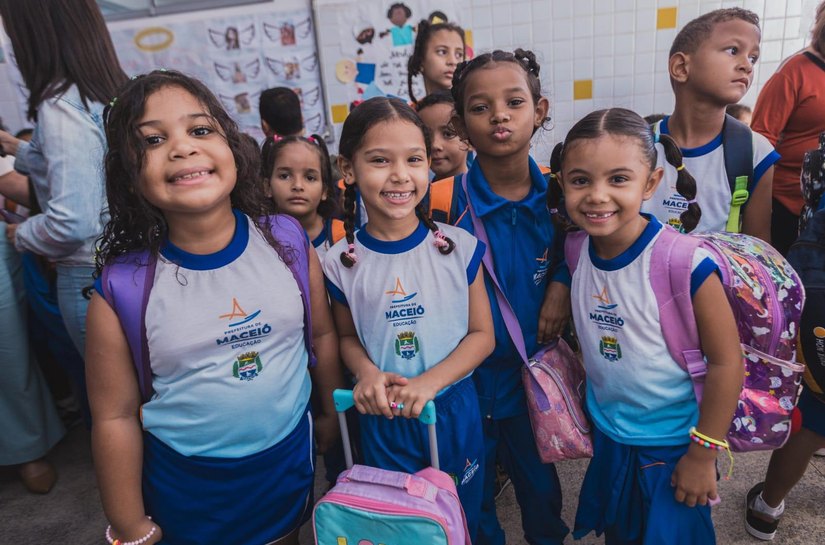 Prefeitura de Maceió abre pré-matrícula com oferta de 6,5 mil novas vagas em Gigantinhos e escolas de todos os bairros