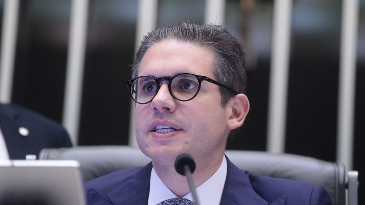 Motta encaminha votação do PDL que visa derrubar o decreto do governo sobre o IOF