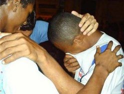 Grupo liderado pela Jocum evangeliza no carnaval de Salvador