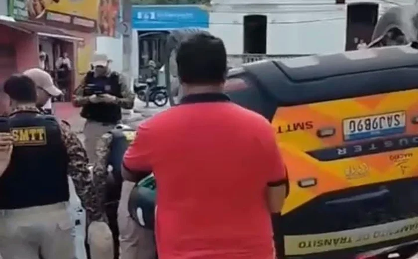 Viatura do DMTT Capota em Perseguição no Centro de Maceió