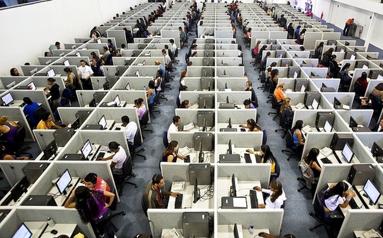 Cade pede condenação de empresas de telefonia por prática de cartel