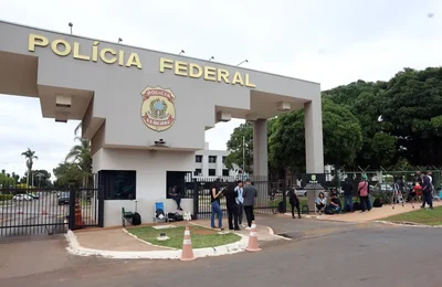 "Todo mundo sabe o que ele fez", diz Lula sobre prisão de Bolsonaro