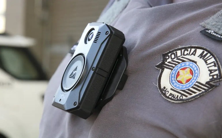 Homem é preso após atirar em policiais da Rota dentro de apartamento em SP