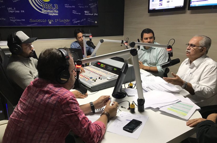 Teófilo faz balanço sobre os seis meses de gestão na estreia do Manhã Interativa