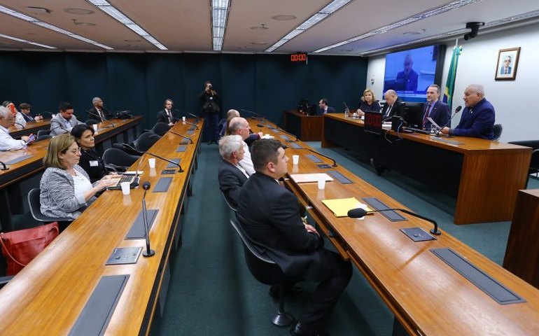 Especialistas defendem mudanças no próximo Plano Nacional de Educação