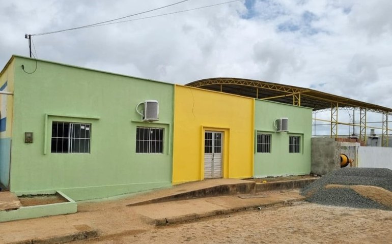 Prefeito Jorge Galvão inaugura ampliação de escola e ginásio de esportes nesta sexta em Jundiá