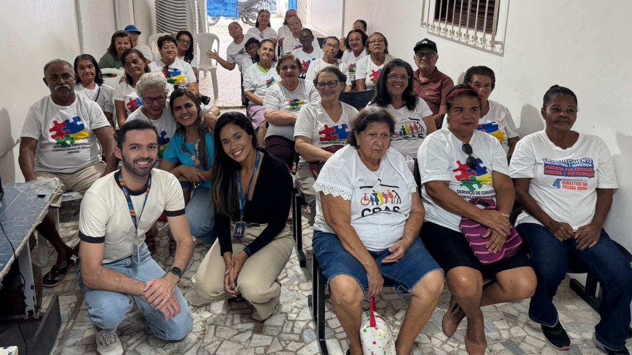 Procon Maceió promove palestra sobre educação financeira para pessoas idosas atendidas pelo Cras Área Lagunar