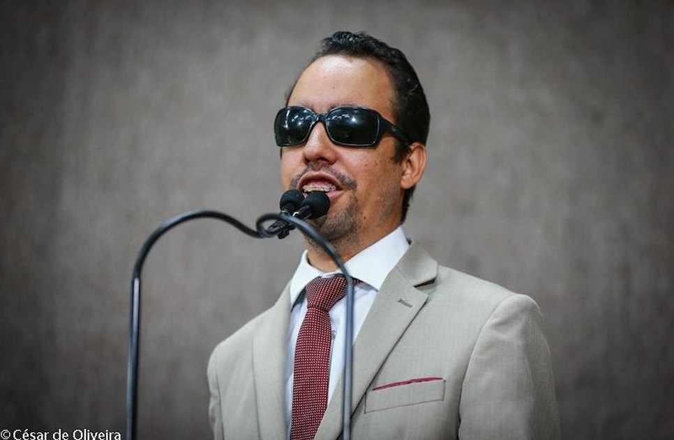 LUCAS ARIBÉ