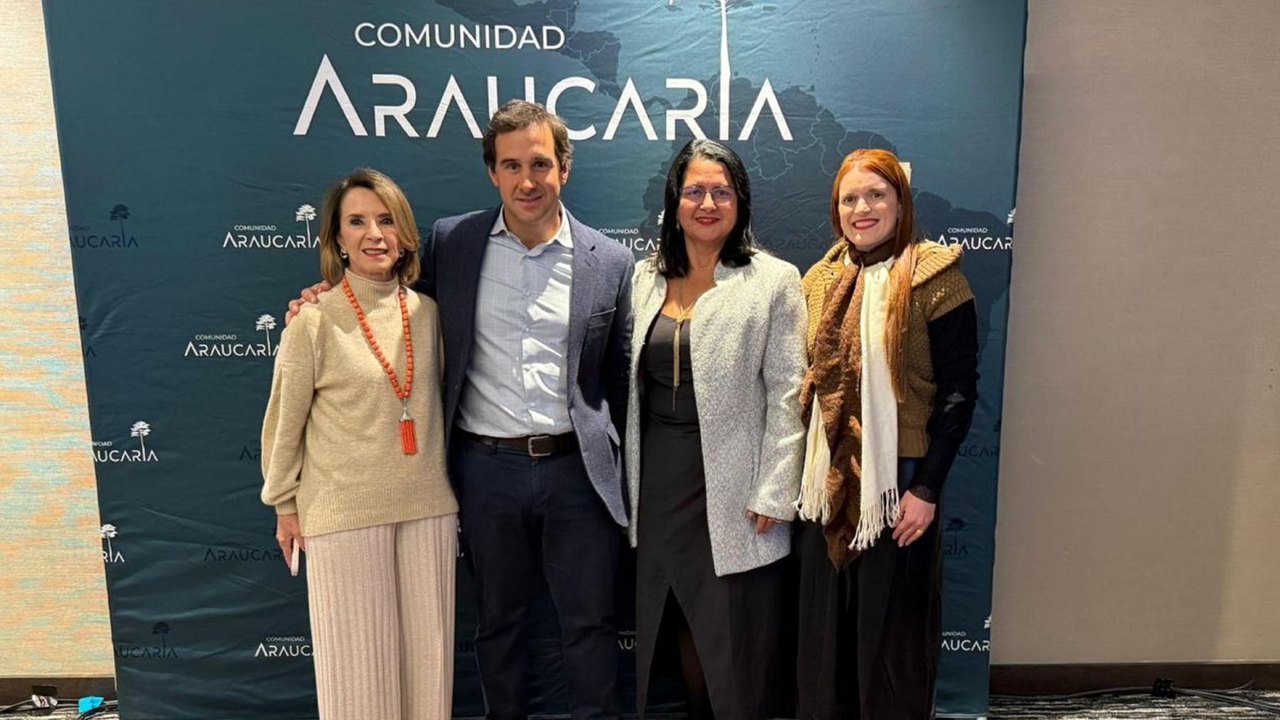 Em Washington, secretária Roseane Vasconcelos apresenta avanços da Educação de Alagoas
