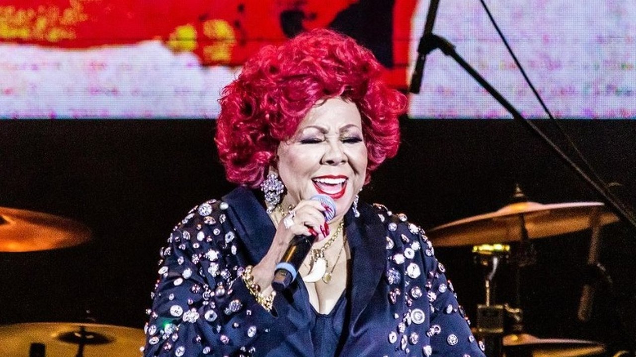 Alcione faz participação surpresa em roda de samba LGBTQIA+ no Rio
