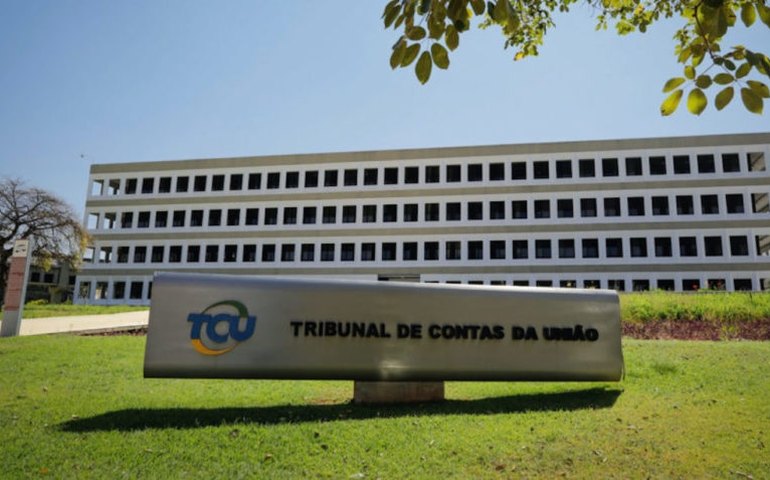 TCU abre processo para apurar gastos do cartão corporativo de Lula