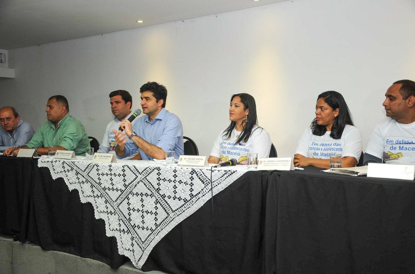 Rui participa de encontro com conselheiros tutelares