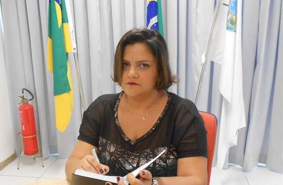 Karinne Santiago alerta para necessidade de adotar certos critérios nas reformas 