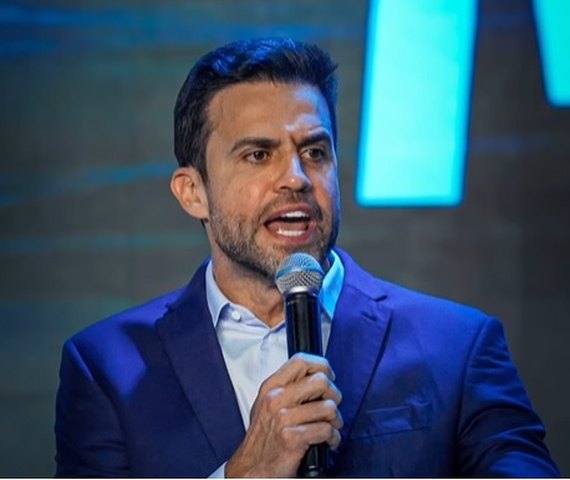 Pablo Marçal declara apoio à pré-candidatura de Flávio Bolsonaro à presidência