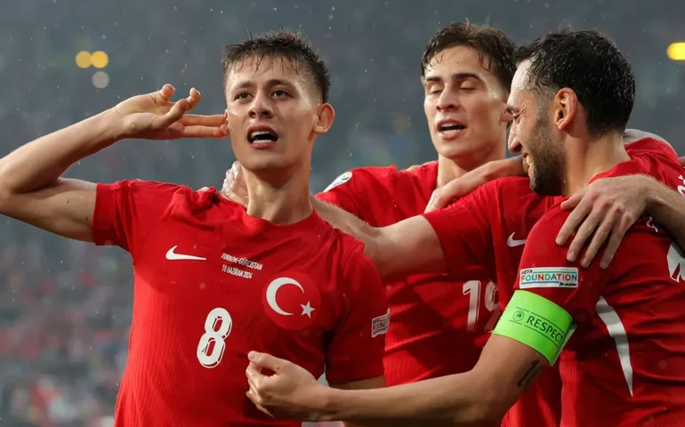 Áustria x Turquia na Eurocopa: onde assistir, horário e prováveis escalações do jogo