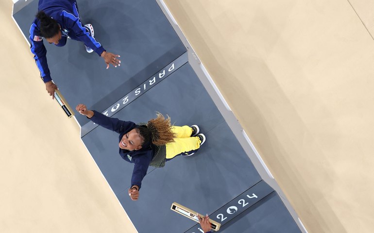 Nadia Comaneci pede revisão de nota e prova que deu ouro a Rebeca Andrade pode mudar 3º lugar