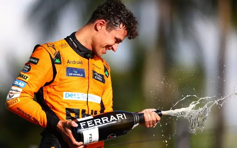 Norris vence caótico GP da Inglaterra de F-1 e festeja em casa; Bortoleto abandona