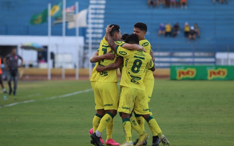 Mirassol bate Paysandu e sobre quatro posições na tabela da Série B