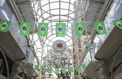 Será? Bar de Curitiba dará 200 chopes se Neymar fizer gol contra a Escócia