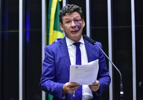 Reforma Tributária: cashback para famílias de baixa renda é um dos principais pontos do texto aprovado. Entenda