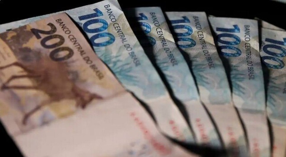 Bancos deixam de oferecer transferências via DOC