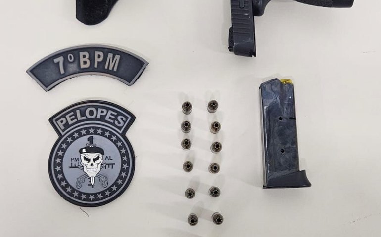 Homens são presos e polícia apreende drogas e armas em Santana do Ipanema