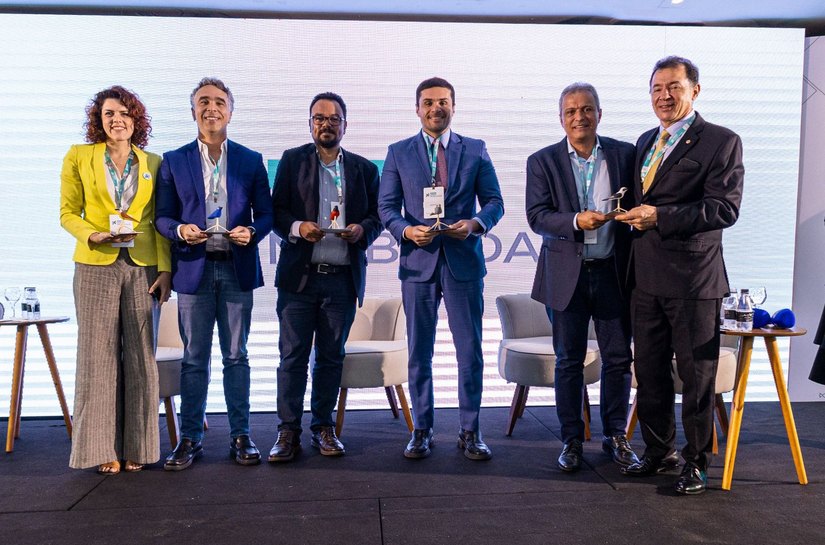 Rafael Brito critica falta de planejamento urbano em Maceió durante o Summit Mobilidade