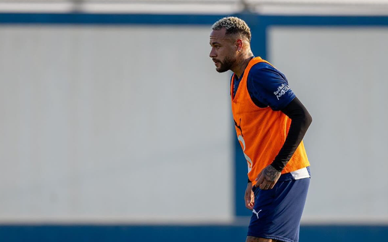 'Fisicamente não tem conseguido acompanhar a equipe', diz Jorge Jesus sobre Neymar
