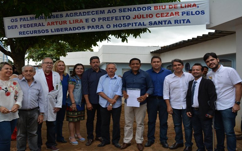 Novos auditores tomam posse em solenidade no Palácio República dos Palmares