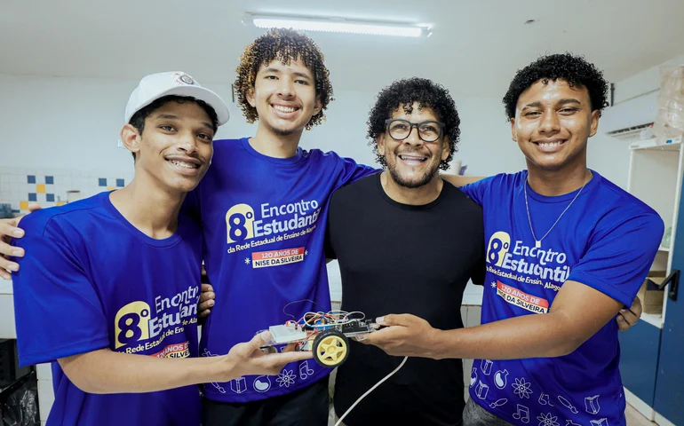 Duas escolas da rede estadual são selecionadas para a maior feira de iniciação científica do Brasil