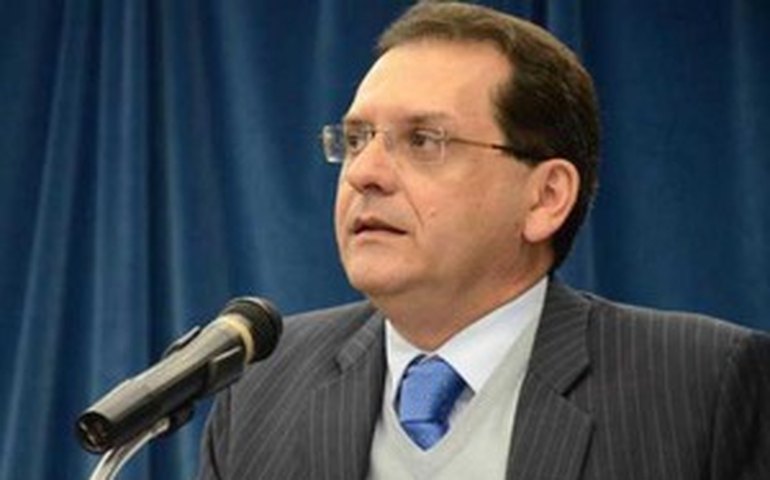 Dilma escolhe desembargador Reynado Fonseca para o STJ