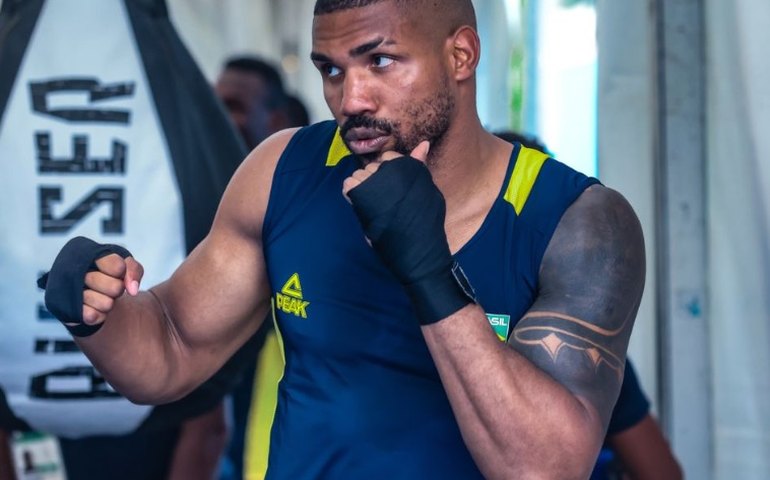 COB Expo terá treino aberto de boxe com medalhista olímpico Abner Teixeira