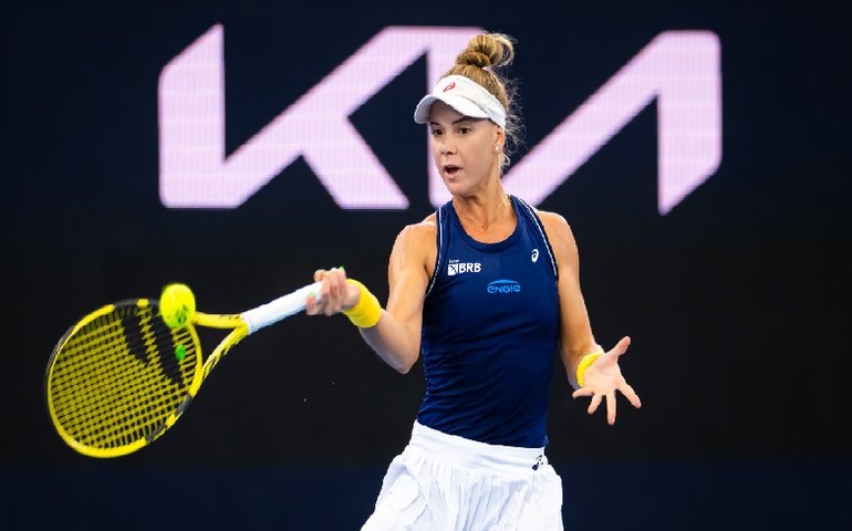 Desistências colocam Laura Pigossi na disputa do Aberto da Austrália